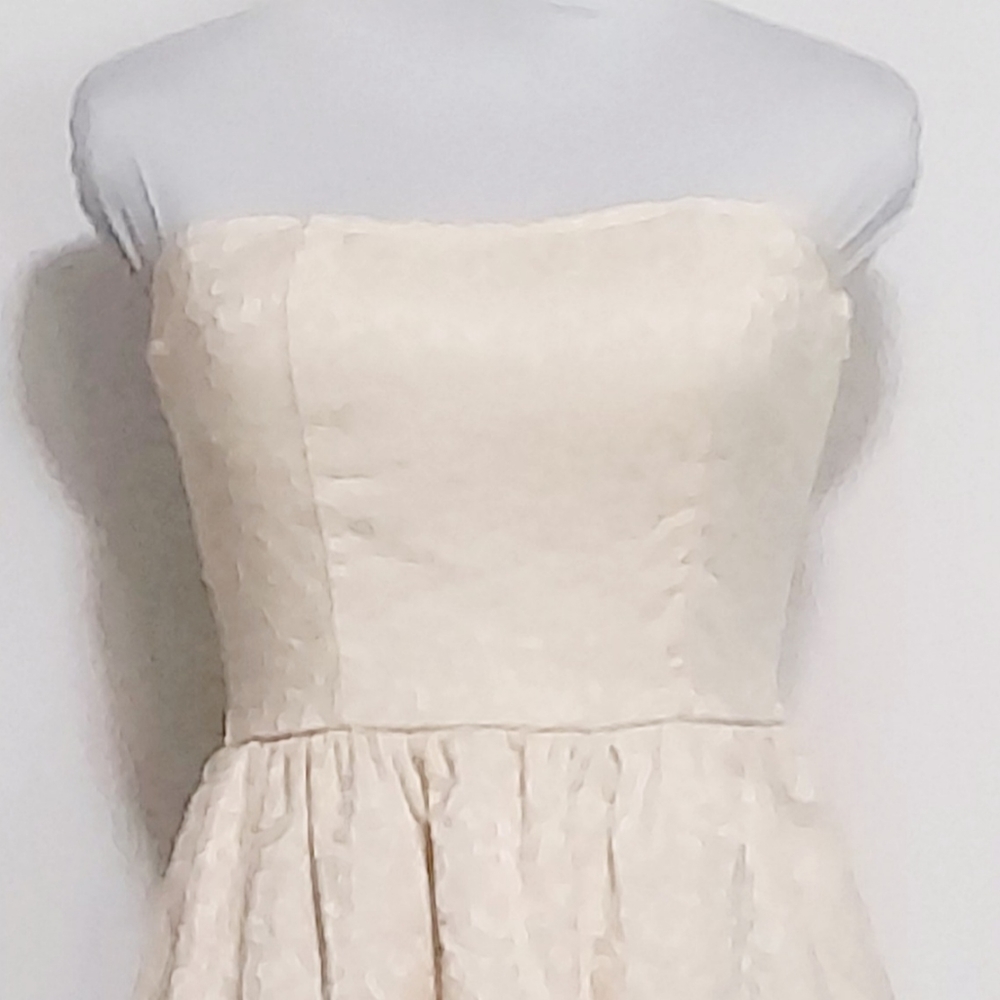 Beautiful Rachael & Chloe Dress - Picture 3 of 6